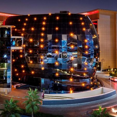 Crowne Plaza Doha - The Business Park By Ihg Hotell Eksteriør bilde The mall's main entrance