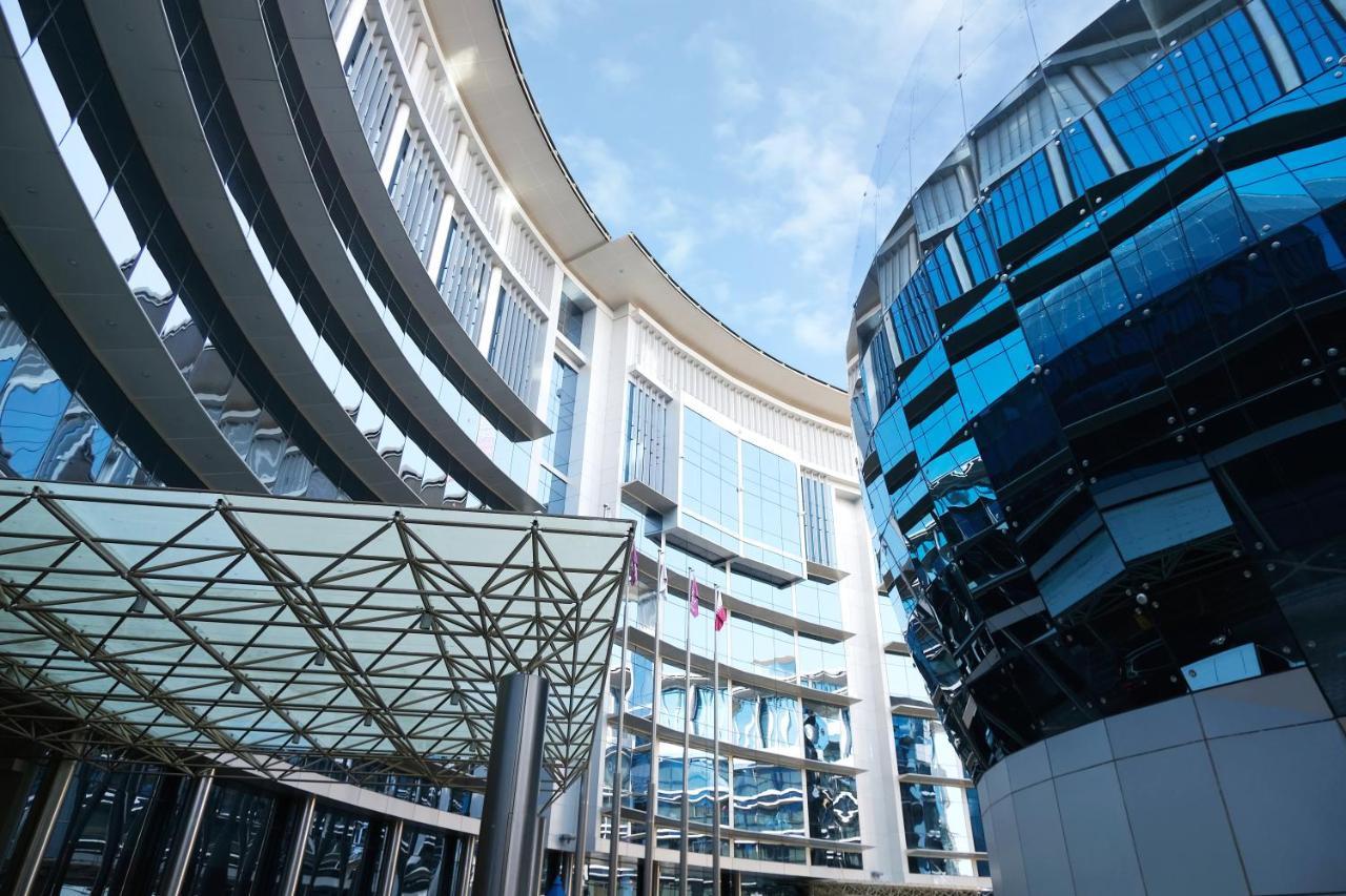 Crowne Plaza Doha - The Business Park By Ihg Hotell Eksteriør bilde The new building of the University of Economics and Business Vienna